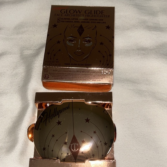 ✅NEW✅ Charlotte Tilbury Highlighter - Picture 4 of 7